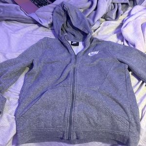 I am selling a Nike sweater XL in boys